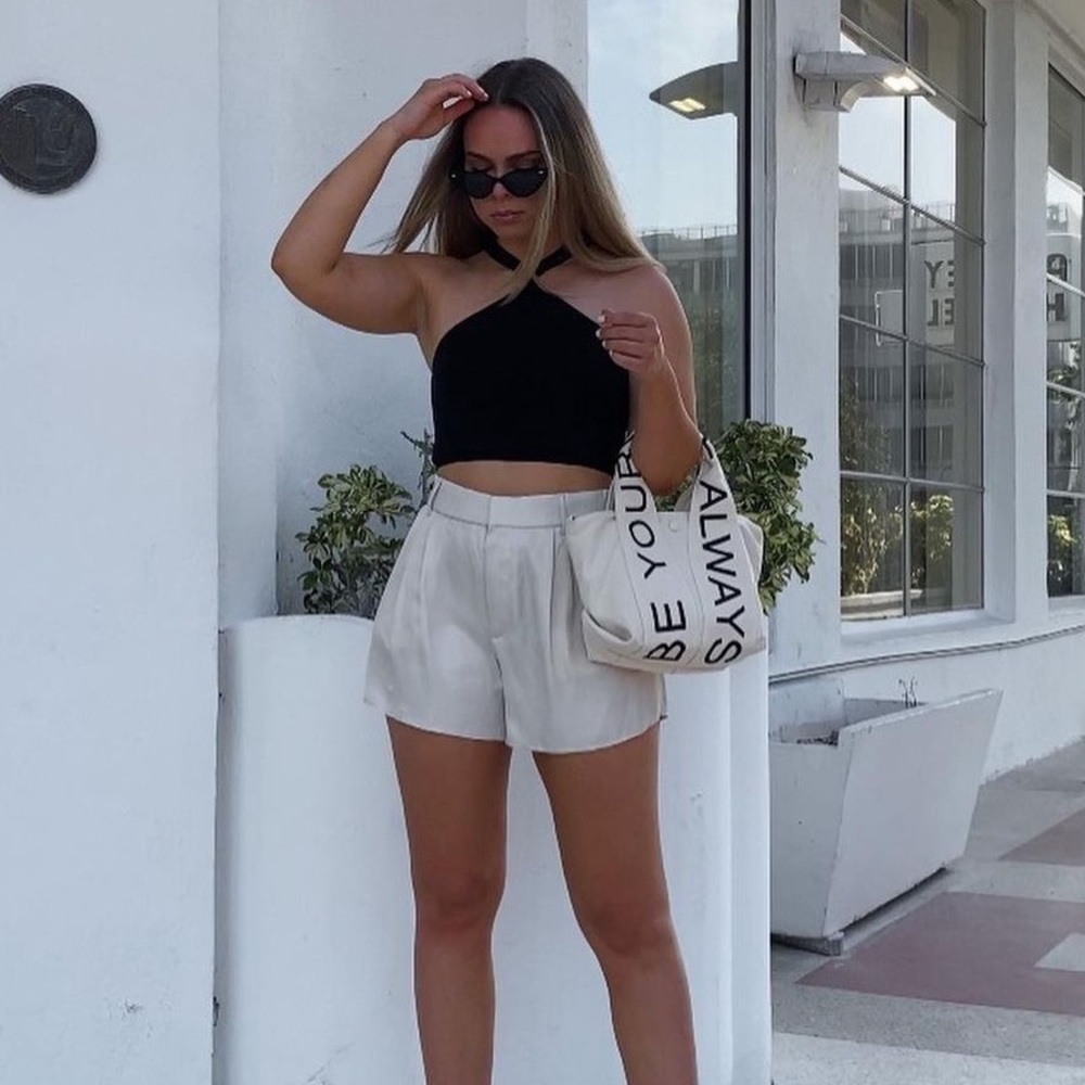 Zara Beige Satin shorts